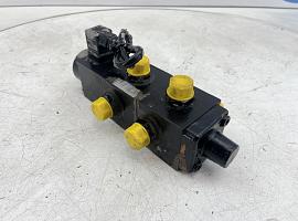 Liebherr LTM 1160/2 Directional control valve