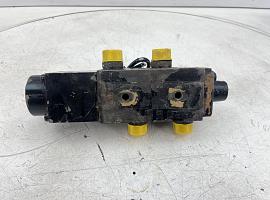 Liebherr LTM 1160/2 Directional control valve