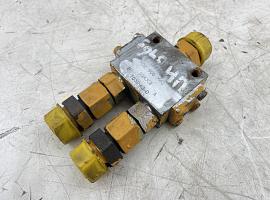 Liebherr LTM 1140 flow divider valve