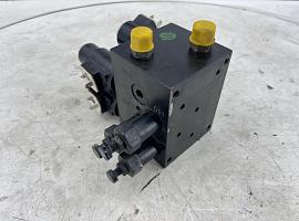 Liebherr LTM 1400-7.1 valve block
