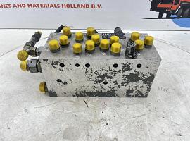 Liebherr LTM 1070-4.2 control block