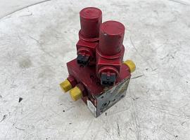 Grove GMK 3055 valve block winch brake