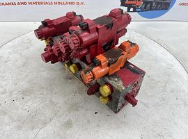 Grove GMK 3055 Control block