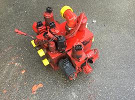 Grove GMK 3055 Slewing Gear block 