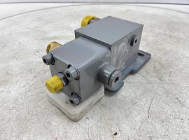 Liebherr LTM 1250-5.1 axle blocking valve