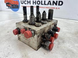Demag AC 50 Valve block