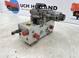 Demag AC 155 valve block