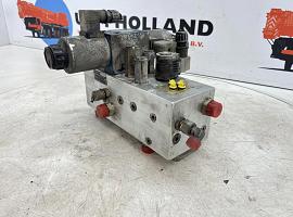 Demag AC 155 valve block
