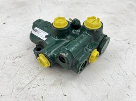 Faun ATF 30-2 Steering valve