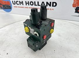 Faun ATF 30-2 axle lock valve