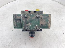 Faun ATF 30-2 axle lock valve