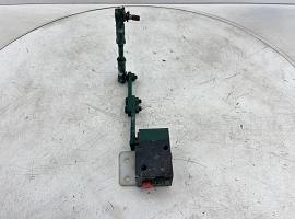 Faun ATF 30-2 Level valve