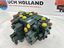 Faun ATF 30-2 Valve block