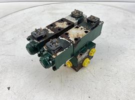 Faun ATF 30-2 outrigger valve