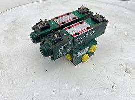 Faun ATF 30-2 outrigger valve