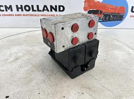 Liebherr LTM 1035-2 switch-on valve