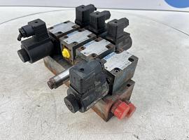 Rexroth Outrigger valve