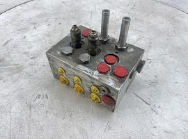 Mannesmann Rexroth valve block