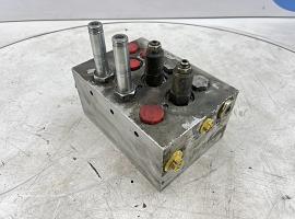 Mannesmann Rexroth valve block