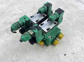 Faun ATF 60-3 CONTROL BLOCK outrigger