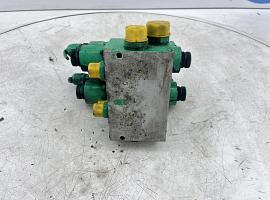 Faun ATF 60-3 CONTROL BLOCK outrigger