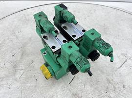 Faun ATF 60-3 CONTROL BLOCK outrigger