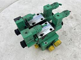 Faun ATF 60-3 CONTROL BLOCK outrigger