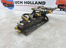 Spierings SK 477-AT4 steering block suspension 