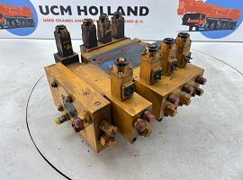 Grove GMK 3050 crane control block