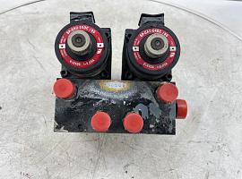 Faun ATF 60-4 outrigger control block 