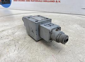 Liebherr LTM 1750-9.1 valve