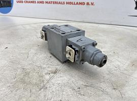 Liebherr LTM 1750-9.1 valve