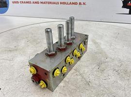 Compact truck C.T.2 Controle block