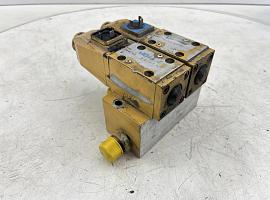 Coles AT 633 outrigger valve