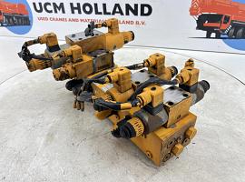 Liebherr LTM 1300 Control block