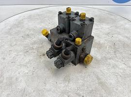Liebherr LTM 1050-1 axle locking valve