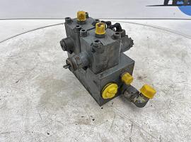 Liebherr LTM 1050-1 axle locking valve