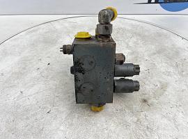Liebherr LTM 1050-1 axle locking valve