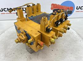 Grove GMK 3050 crane control block