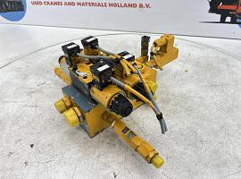 Grove GMK 3050 control block 