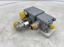 Liebherr LTM 1250-5.1 axle locking valve