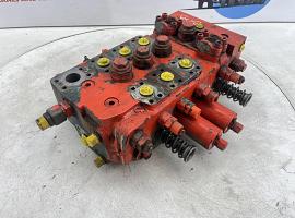 Compact truck CT 2 valve block
