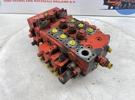 Compact truck CT 2 valve block