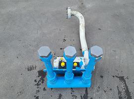 Liebherr LTM 1400-7.1 rotary connection left