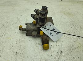Liebherr LTM 1060-2 axle locking valve