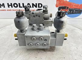 Liebherr LTM 1045-3.1 slewing gear valve