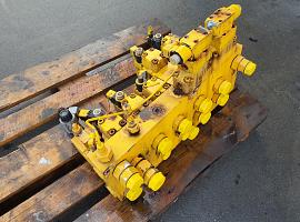 Liebherr LTM 1050 main valve block 