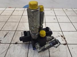Terex-Demag Challenger 3160 hydraulic valve