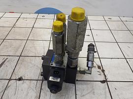 Terex-Demag Challenger 3160 hydraulic valve