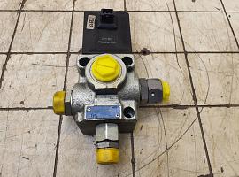 Terex-Demag challenger 3160 Hydraulic directional control valve